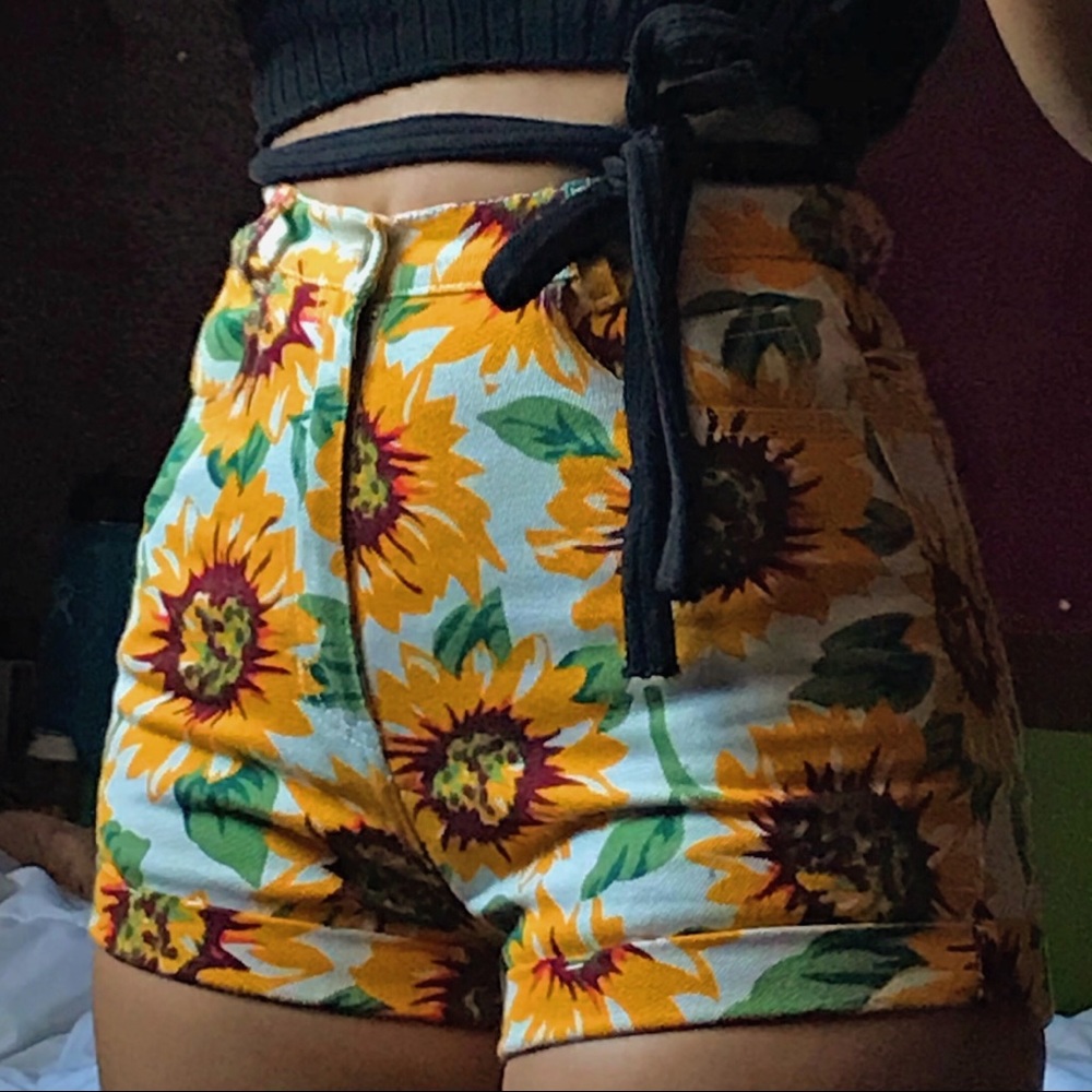 Rare! American Apparel Sunflower Shorts